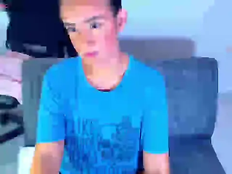 dreamgirlxxx1 online show from March 13, 12:23 am