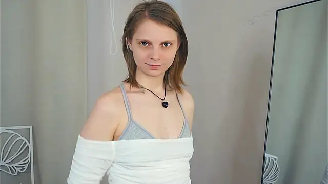 AmmieObarr online show from March 11, 9:02 am