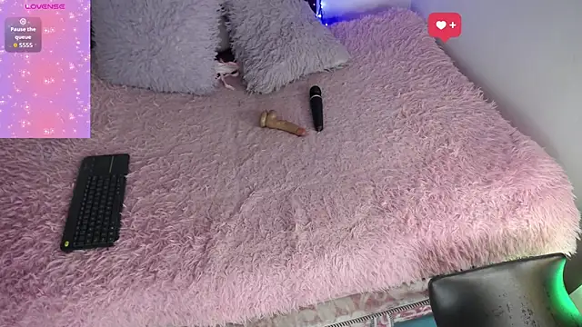 samantha pym online show from May 1, 1:36 pm