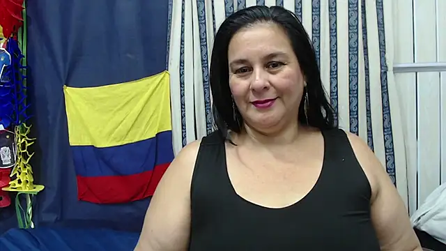 Sharlot curvy online show from June 21, 11:42 pm