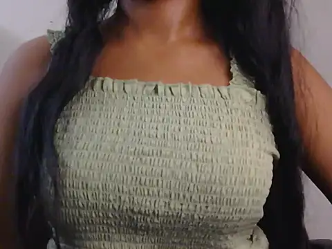 cute yashi online show from June 21, 6:01 pm