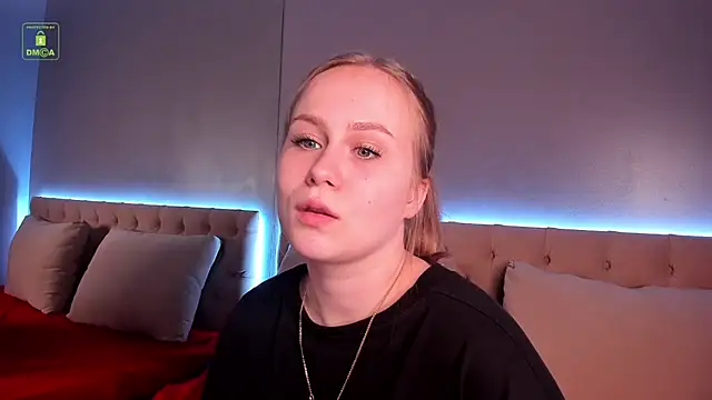 stacy moorex online show from July 1, 8:41 pm