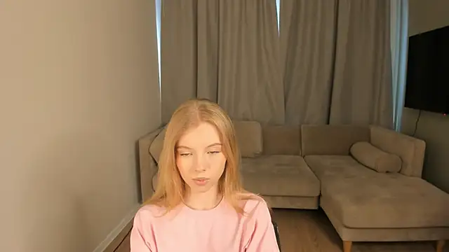 DebiHost online show from March 18, 1:05 pm