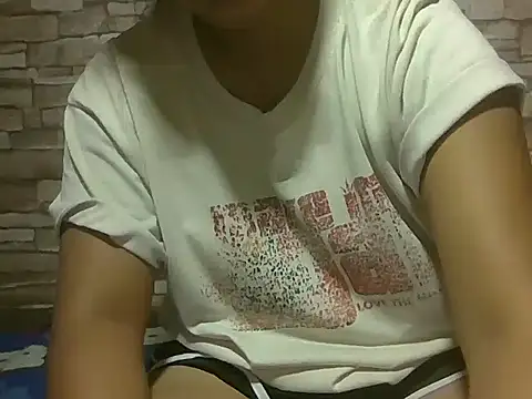 Flowerbebe online show from August 2, 7:06 pm