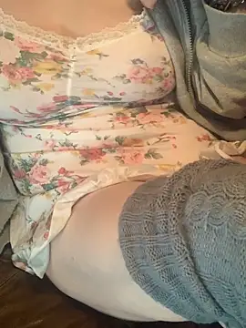 TemptingZebra online show from March 9, 10:02 pm