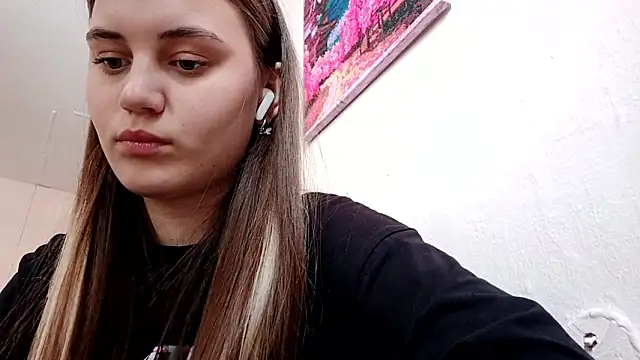 VeloraStar online show from March 4, 10:11 am