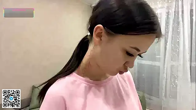 MindaMingo online show from March 18, 7:19 pm