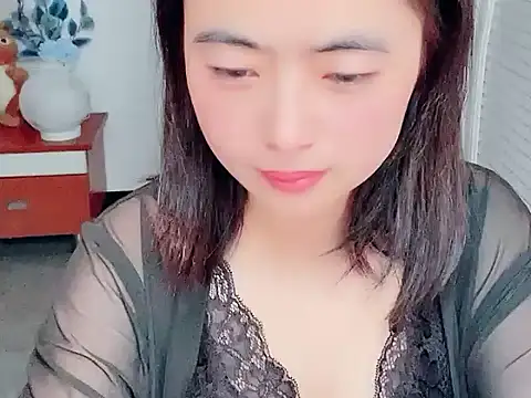 youmi y online show from March 9, 8:06 am