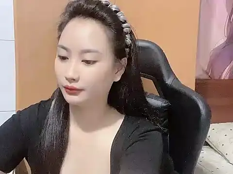 Sunny2868 online show from April 25, 2:36 pm