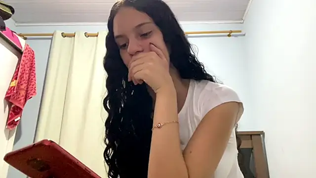 IvyDesirer online show from March 11, 2:27 am