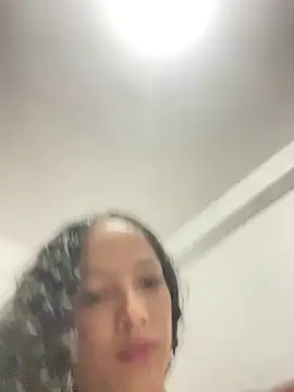 Julietta bleer online show from March 17, 6:06 am