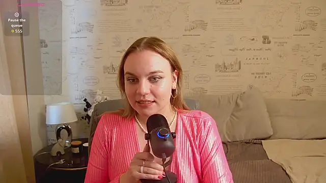 Glow Margo online show from August 5, 7:59 am