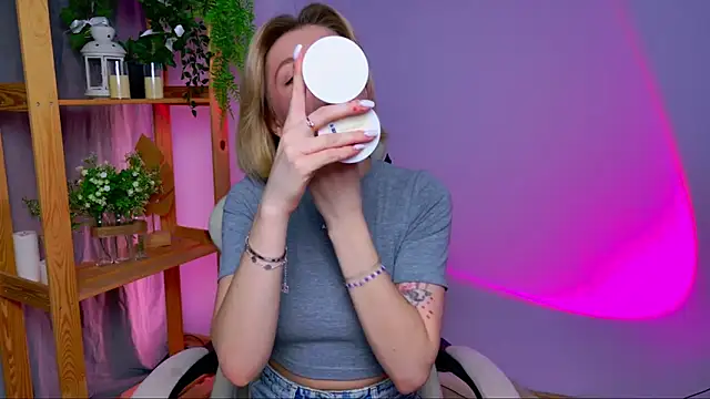 BalerinaCappuccino  online show from March 17, 4:49 am