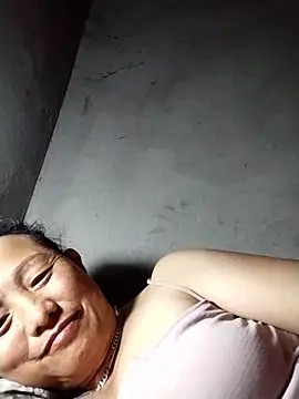 Lucie Fuzk online show from April 29, 2:20 pm
