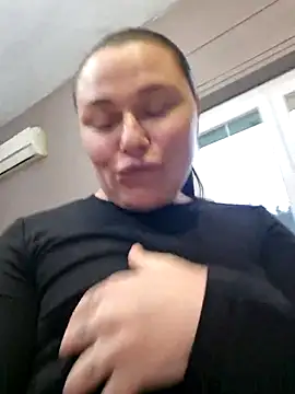 6Alice9 online show from March 6, 4:57 pm