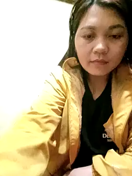 Linhna20 online show from March 6, 10:10 am