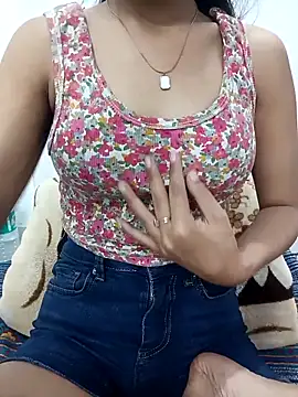 cute ruhii0 online show from March 8, 4:33 pm