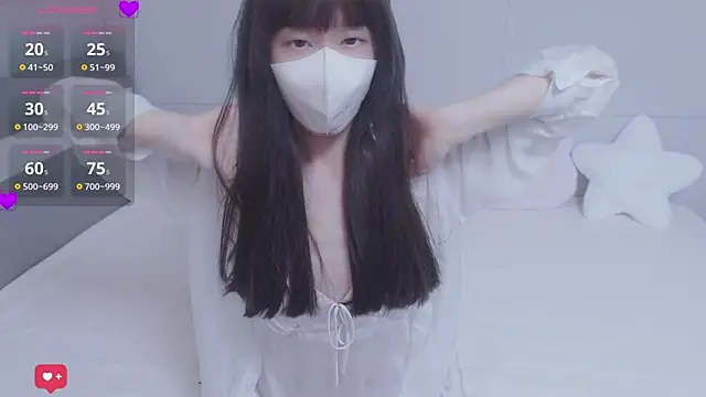 AiIris1 online show from July 18, 2:52 pm