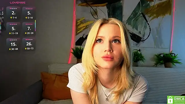 Sonya vibe me online show from March 14, 3:13 pm