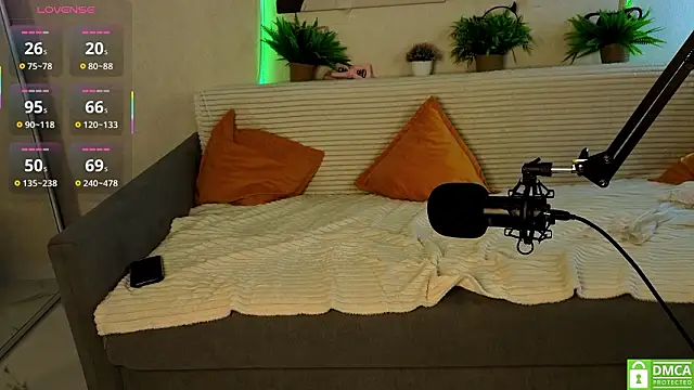 Sonya vibe me online show from March 13, 2:51 pm