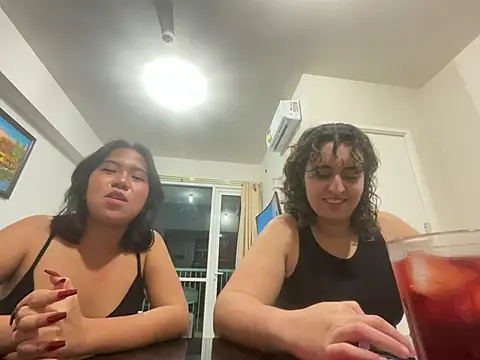 yassiestar online show from March 10, 5:39 pm