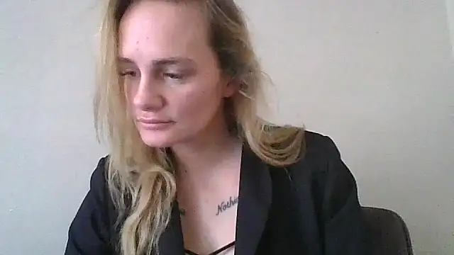 Lisanne30 online show from March 19, 11:03 am