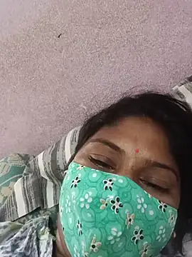 sexyladdupilla online show from May 11, 8:05 am