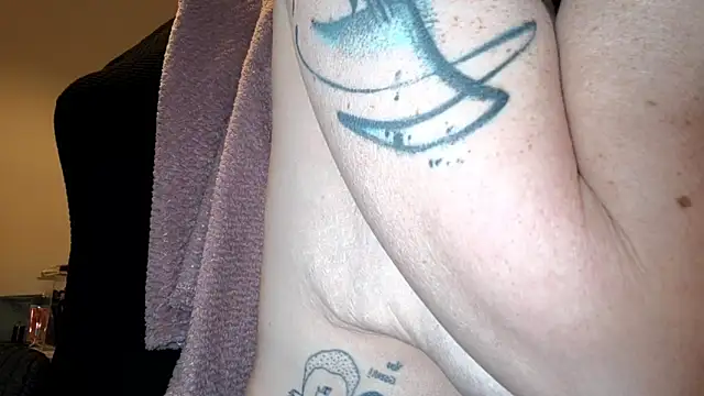 MinaMask online show from March 18, 9:53 pm