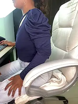 Naya Noir online show from March 6, 11:38 am