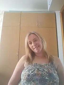 ChristinaYork online show from June 24, 12:04 pm