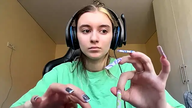 PluralPalaver online show from March 10, 7:45 am