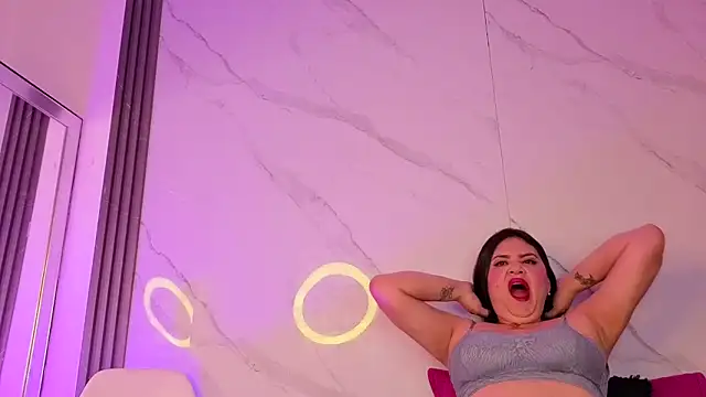 RashoomQueen online show from March 18, 5:45 am