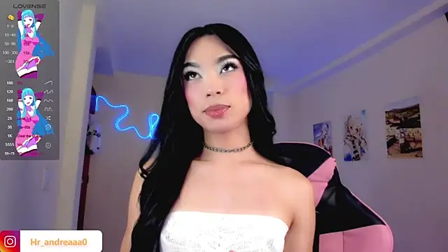IamAndrea01 online show from June 21, 6:06 am