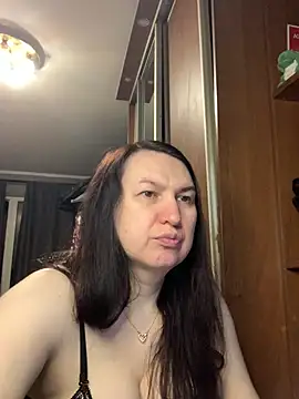 EvaBeautyXx online show from May 4, 10:35 pm
