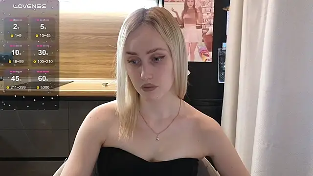 Bella Villen online show from July 8, 2:08 pm