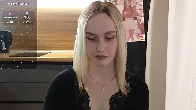 Bella Villen online show from July 23, 9:39 am