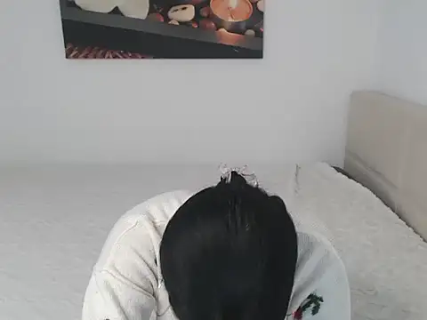 NickyHotXO online show from March 12, 11:02 am