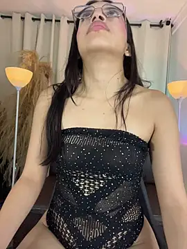 Maii Luna online show from August 3, 12:55 pm