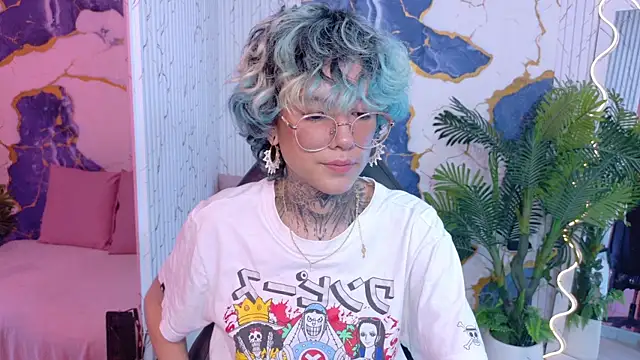 Lyra tay online show from June 11, 12:32 am