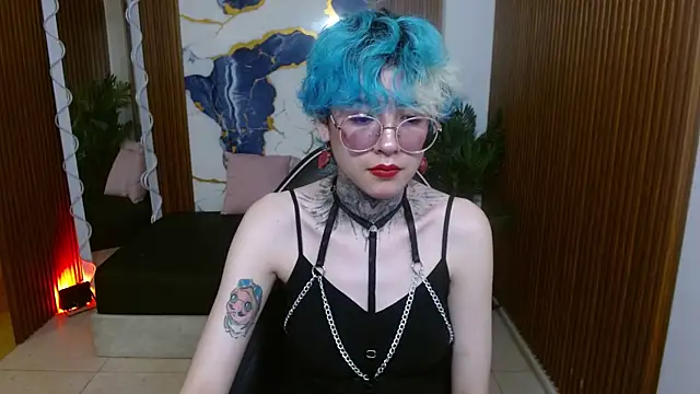 Lyra tay online show from April 11, 7:06 pm