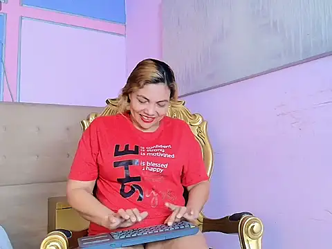 Dani Queen  online show from March 14, 11:00 am