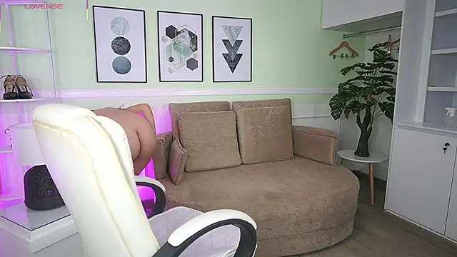 MandyCollins online show from May 5, 11:35 am