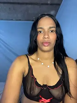 FlorSalvaje  online show from June 19, 12:59 am