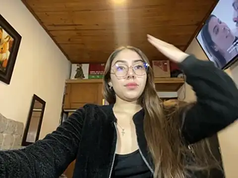 SquirtMaddiee  online show from March 13, 12:12 am