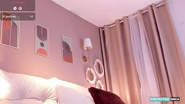 Agata Laurent  online show from August 1, 2:02 am
