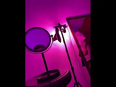 AriaDonatti online show from March 15, 8:49 am