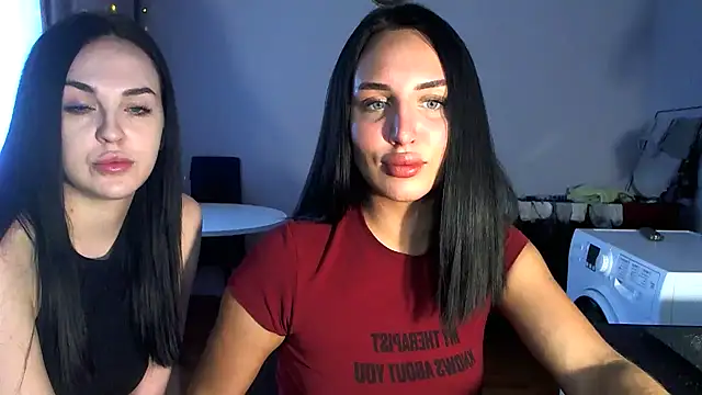 imvika online show from May 19, 1:07 pm