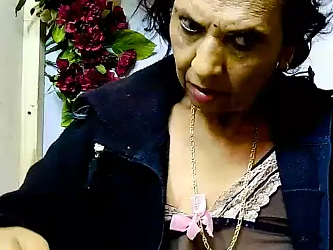 Hot queen58 online show from June 8, 5:30 am
