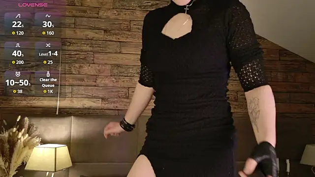 BlackLunaa online show from March 17, 9:41 pm