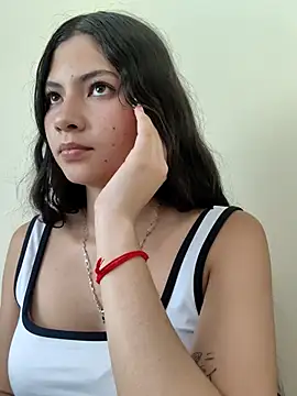 Malia Maccoll online show from March 13, 4:52 pm